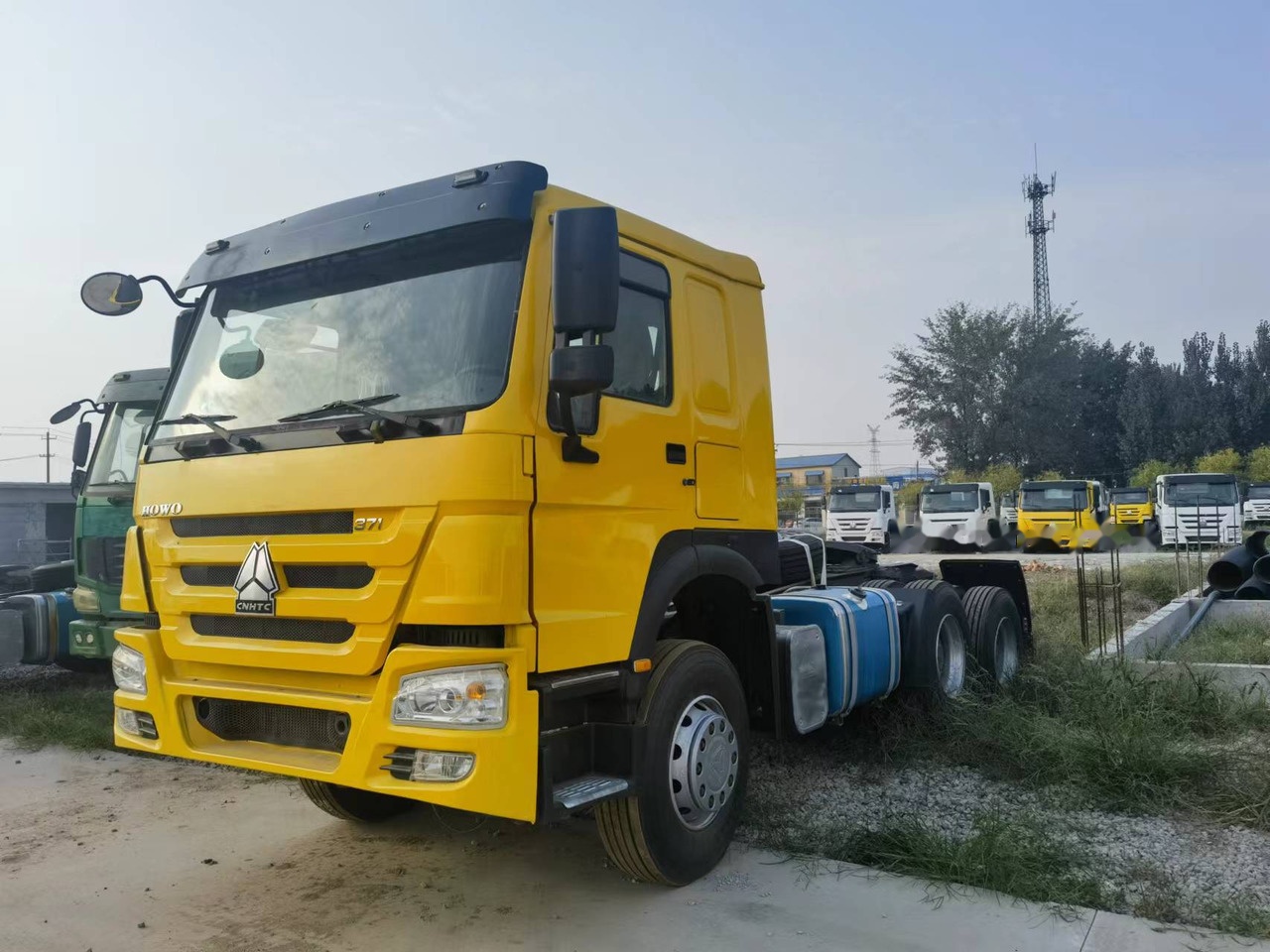 Sinotruk HOWO 371 Tractor - Trattore stradale: foto 4 Sinotruk HOWO 371 Tractor - Trattore stradale: foto 4