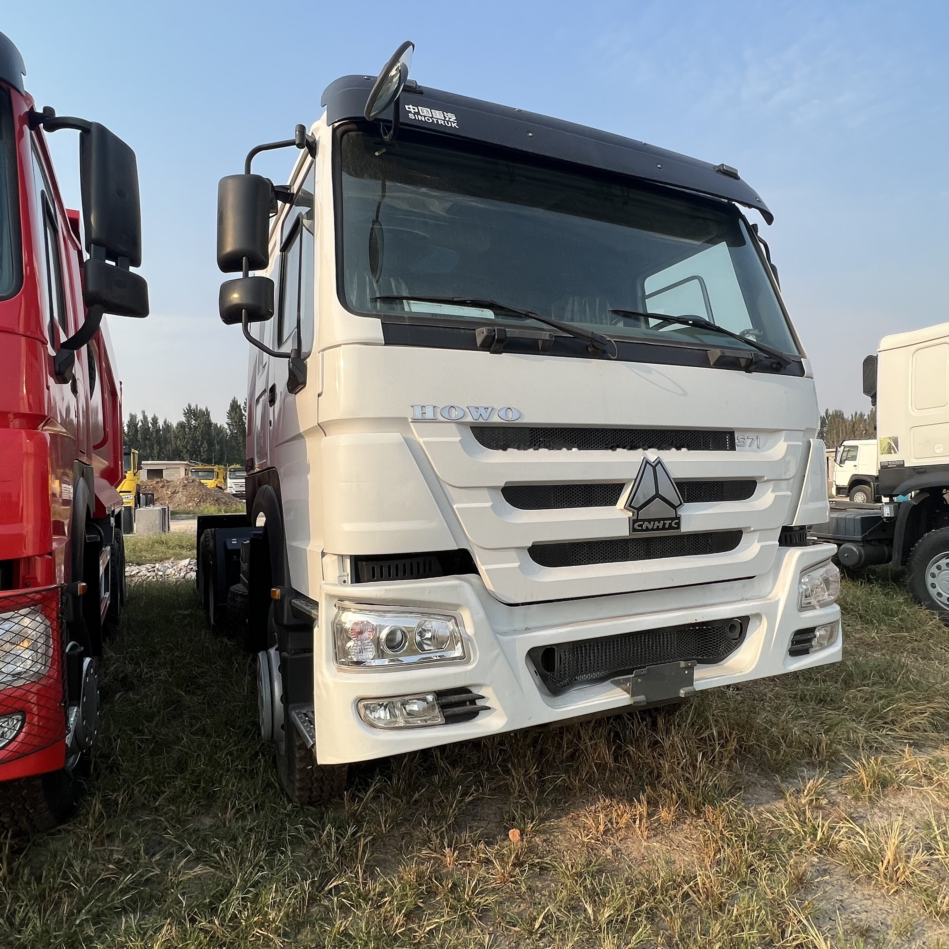 Sinotruk HOWO 371 Tractor - Trattore stradale: foto 4 Sinotruk HOWO 371 Tractor - Trattore stradale: foto 4