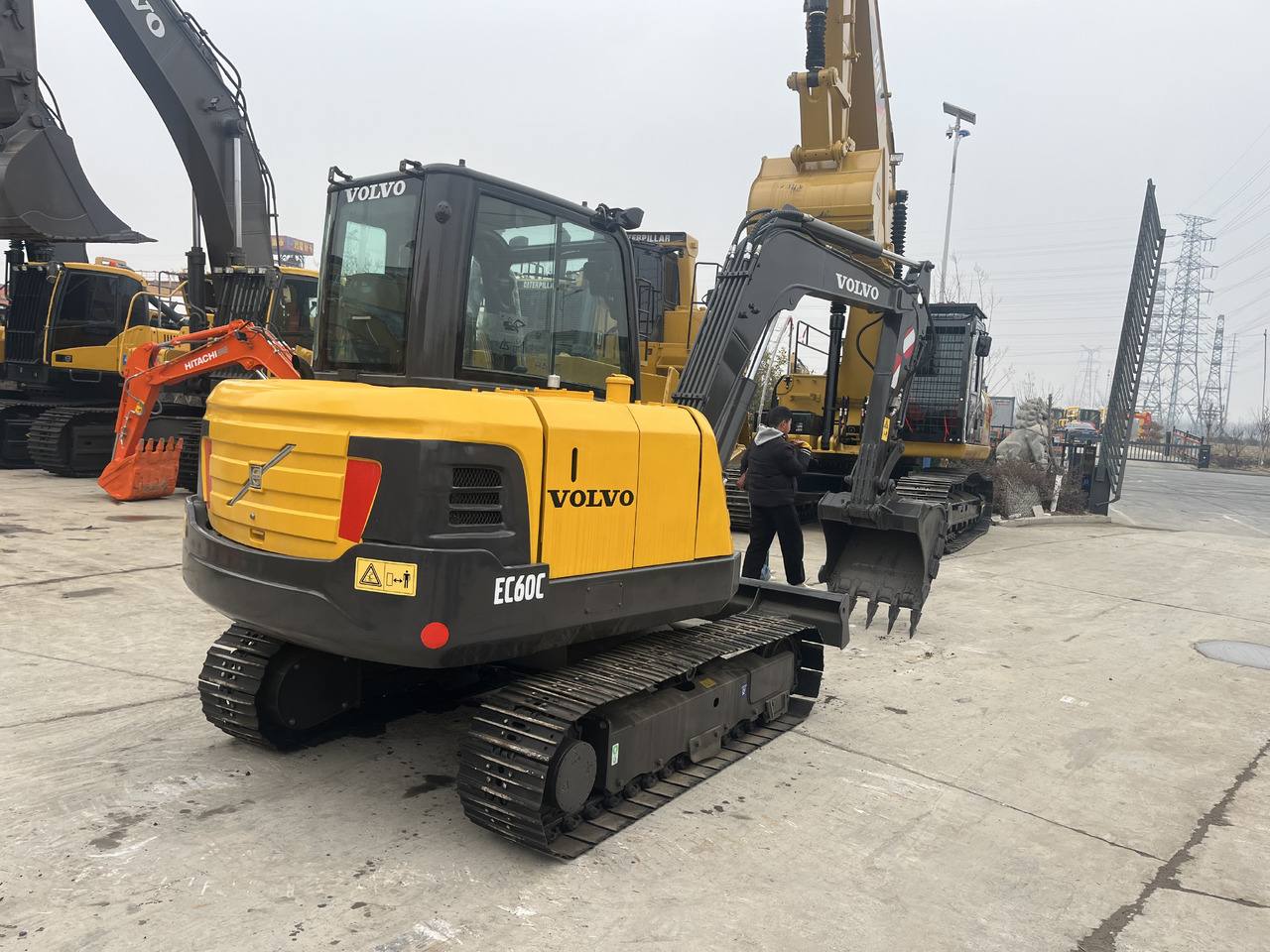 VOLVO EC60C - Miniescavatore: foto 3 VOLVO EC60C - Miniescavatore: foto 3