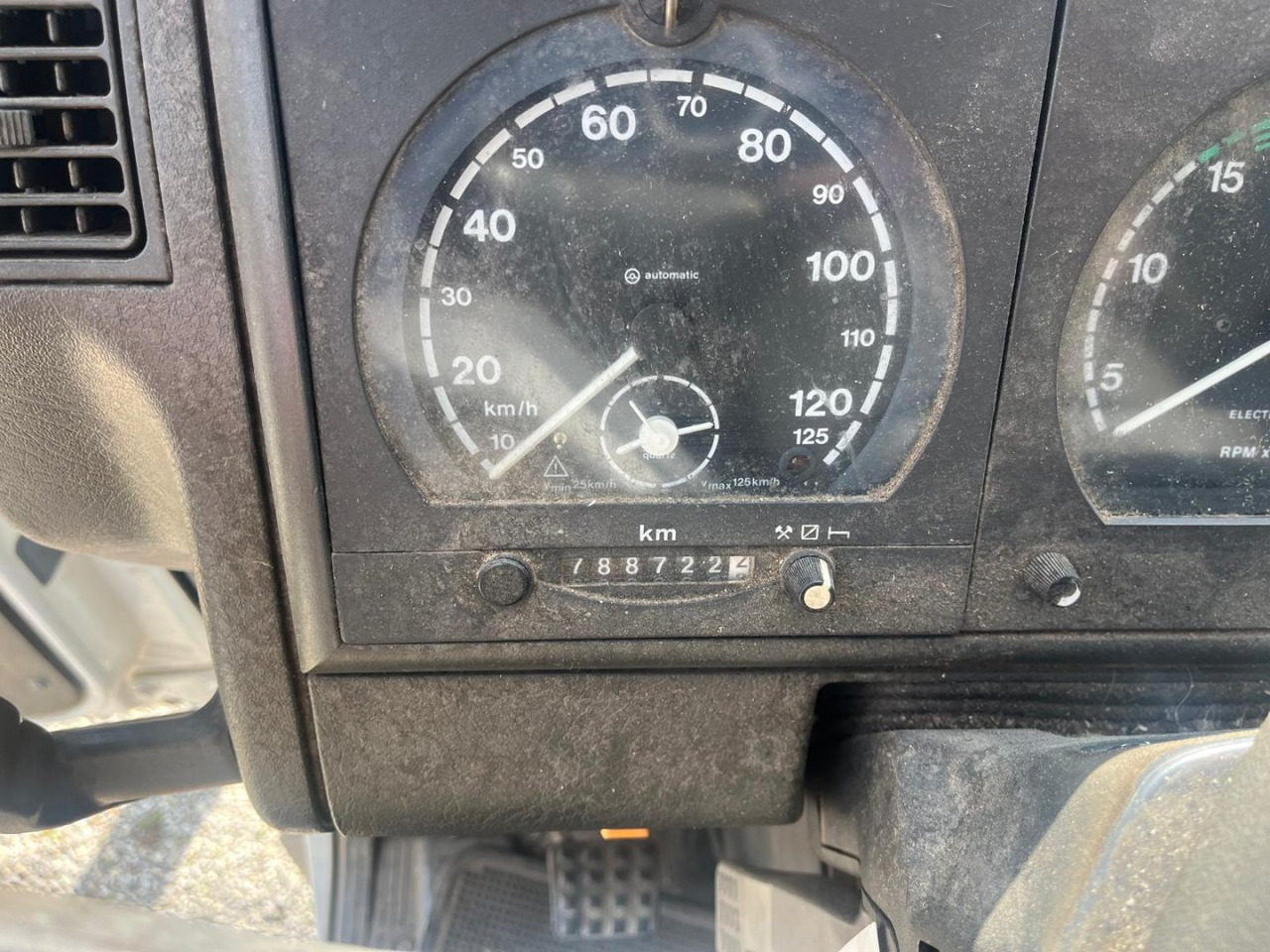 Camion centinato Caja cerrada IVECO Eurocargo ML80E17: foto 12