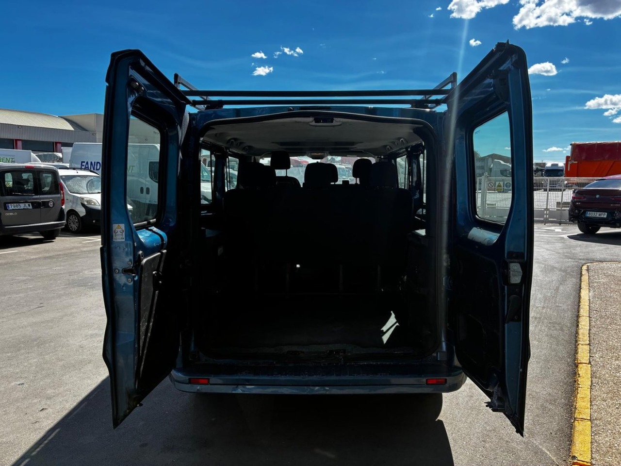 Furgón Opel Vivaro 9 Plazas - Furgone chiuso: foto 5 Furgón Opel Vivaro 9 Plazas - Furgone chiuso: foto 5