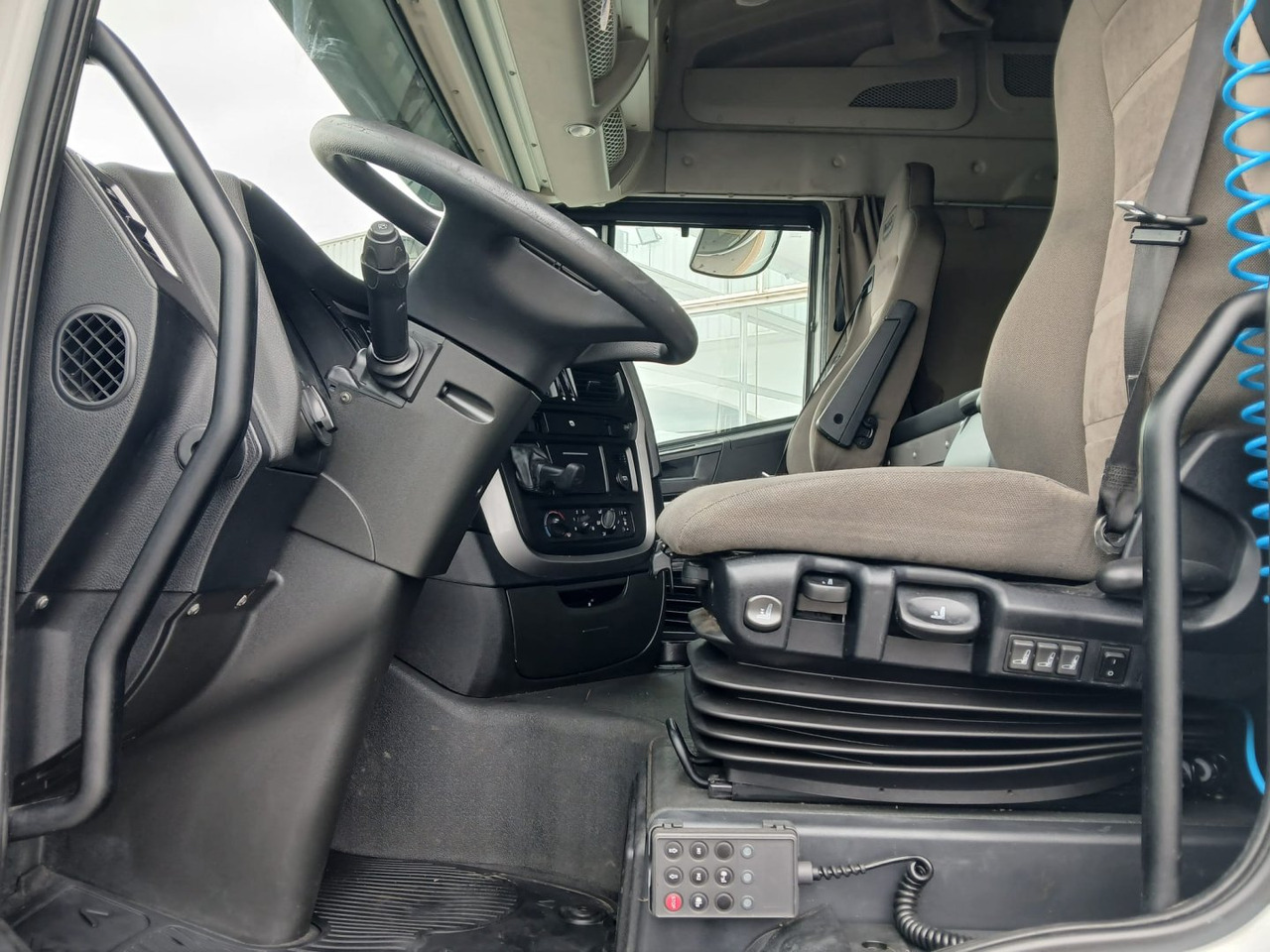Trattore stradale Cabeza Tractora IVECO 480 AUTOMATICO CON INTARDER: foto 6