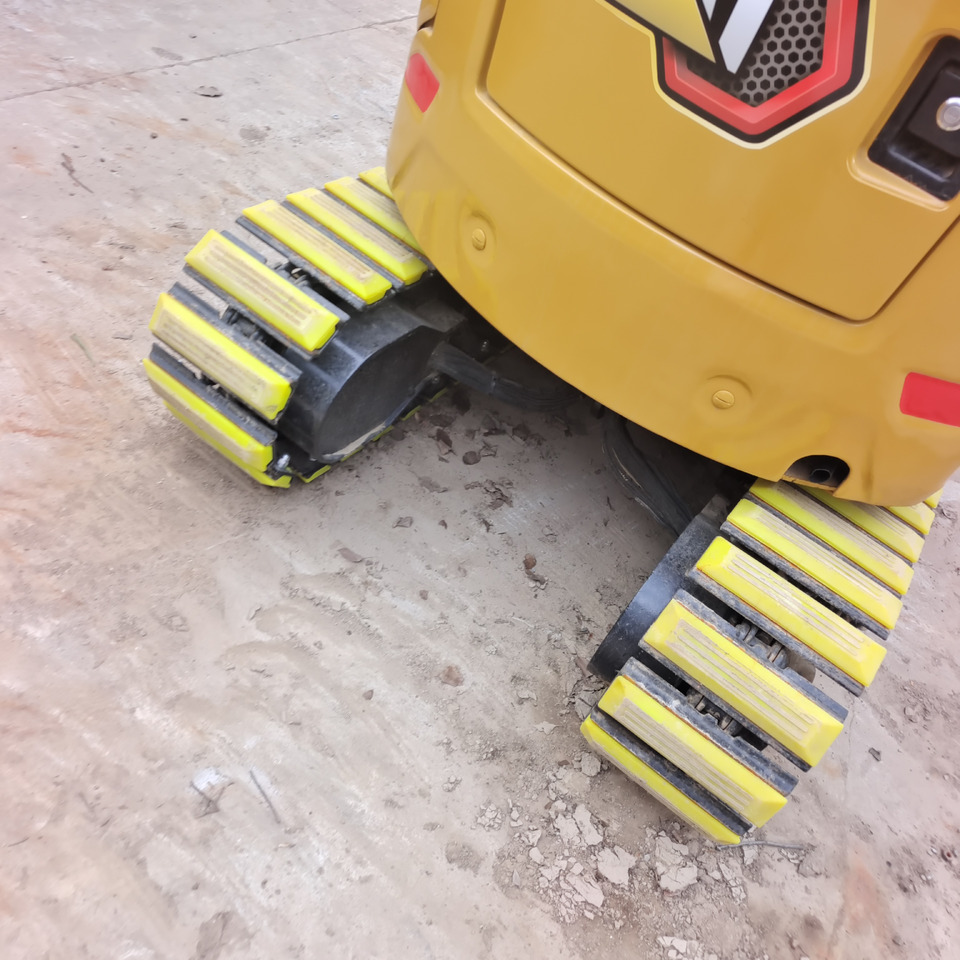 CAT 302CR WITH RUBBER TRACK - Miniescavatore: foto 3 CAT 302CR WITH RUBBER TRACK - Miniescavatore: foto 3