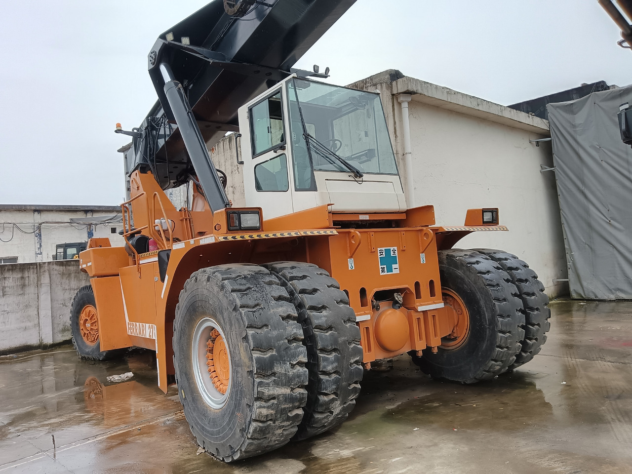 CVS FERRARRI 278 Ferrarri F278.6 - Reach stacker: foto 2 CVS FERRARRI 278 Ferrarri F278.6 - Reach stacker: foto 2