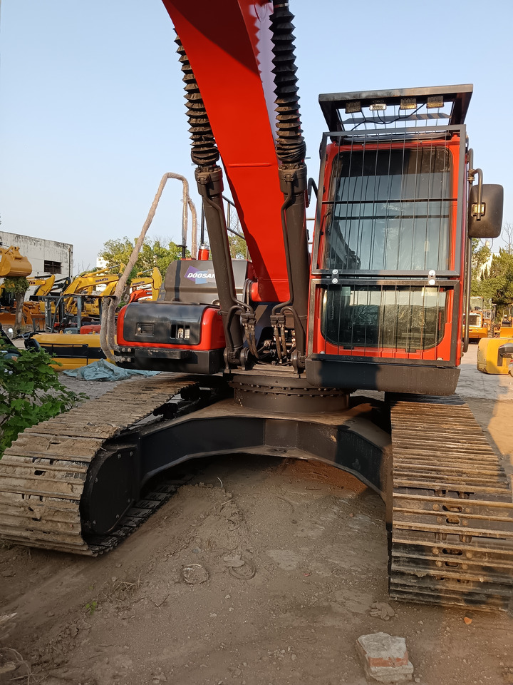 DOOSAN DX225LC-9C DX225LCA - Escavatore cingolato: foto 4 DOOSAN DX225LC-9C DX225LCA - Escavatore cingolato: foto 4