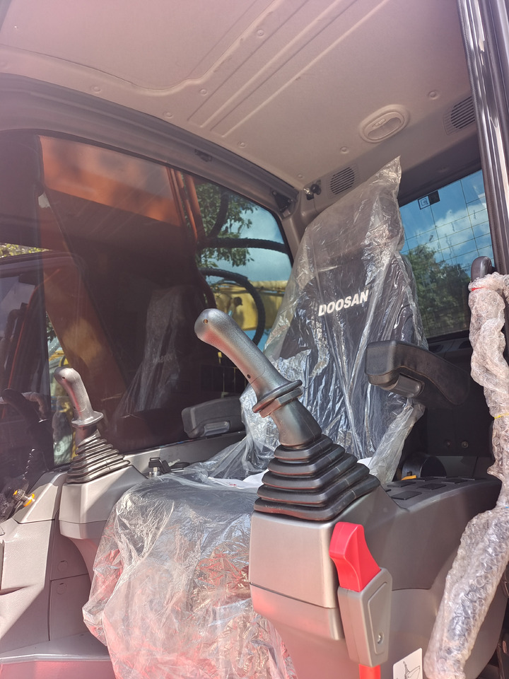 DOOSAN DX225LCA DX225LC-9C DX300 DX340 - Escavatore cingolato: foto 4 DOOSAN DX225LCA DX225LC-9C DX300 DX340 - Escavatore cingolato: foto 4