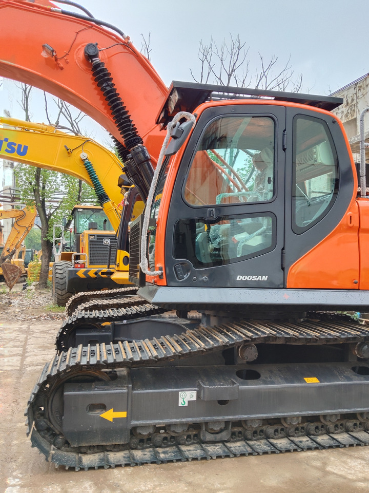 DOOSAN DX300 LCA DX 300 LC - 9C - Escavatore cingolato: foto 2 DOOSAN DX300 LCA DX 300 LC - 9C - Escavatore cingolato: foto 2