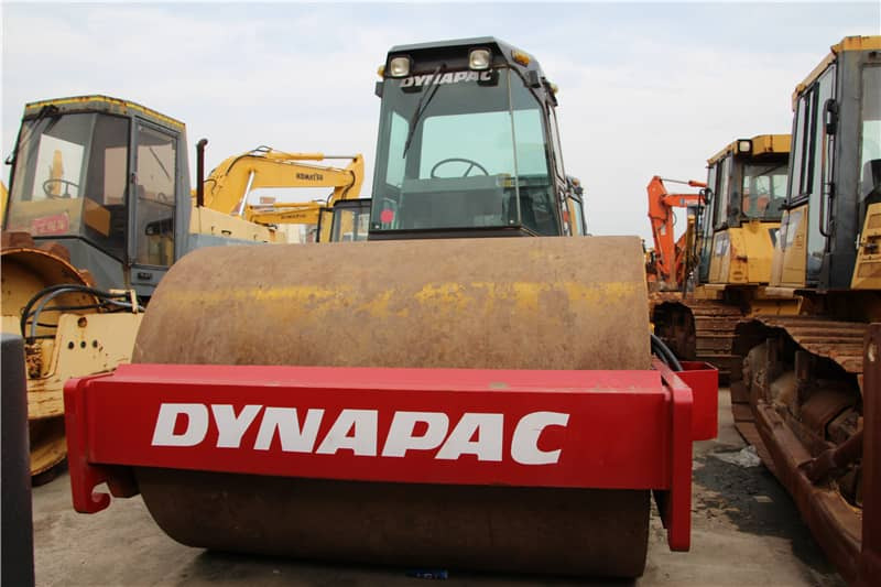DYNAPAC CA 301 D - Rullo stradale: foto 2 DYNAPAC CA 301 D - Rullo stradale: foto 2