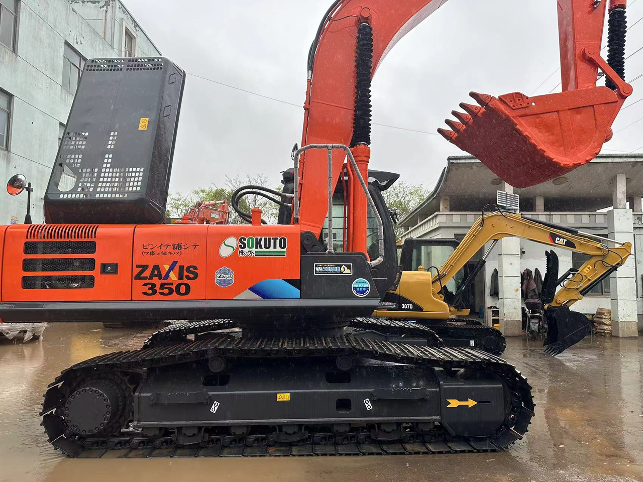 HITACHI ZX350 ZAXIS 350 - Escavatore cingolato: foto 4 HITACHI ZX350 ZAXIS 350 - Escavatore cingolato: foto 4