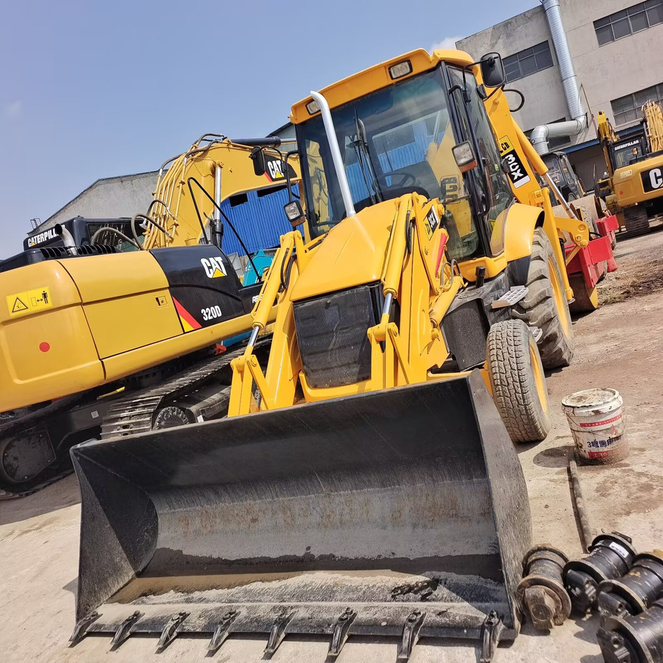 JCB 3CX MADE IN UK Jcb 3 CX 4 CX - Terna: foto 4 JCB 3CX MADE IN UK Jcb 3 CX 4 CX - Terna: foto 4