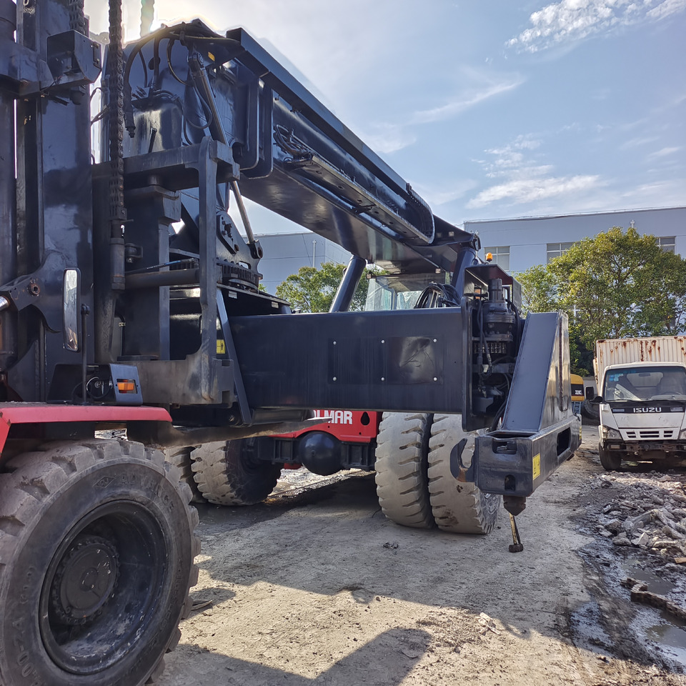 KALMAR DRT450 45 TON DRF 450 DRU450 DRD 450 - Reach stacker: foto 3 KALMAR DRT450 45 TON DRF 450 DRU450 DRD 450 - Reach stacker: foto 3