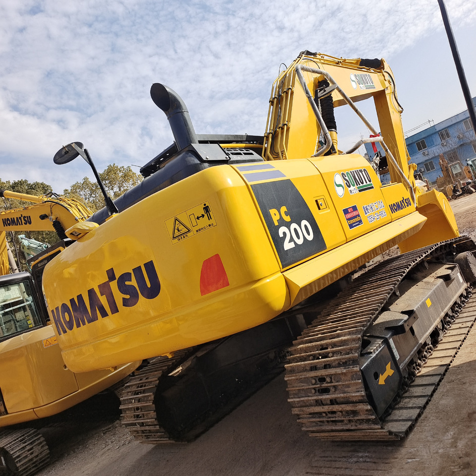 Escavatore cingolato KOMATSU PC200-8 PC 200 - 8: foto 1