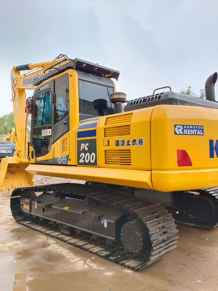 KOMATSU PC200-8 PC 200-8 N1 - Escavatore cingolato: foto 1 KOMATSU PC200-8 PC 200-8 N1 - Escavatore cingolato: foto 1