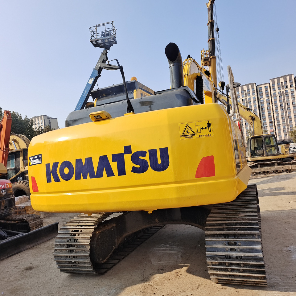 KOMATSU PC200-8 PC210 PC220 PC240 - Escavatore cingolato: foto 3 KOMATSU PC200-8 PC210 PC220 PC240 - Escavatore cingolato: foto 3