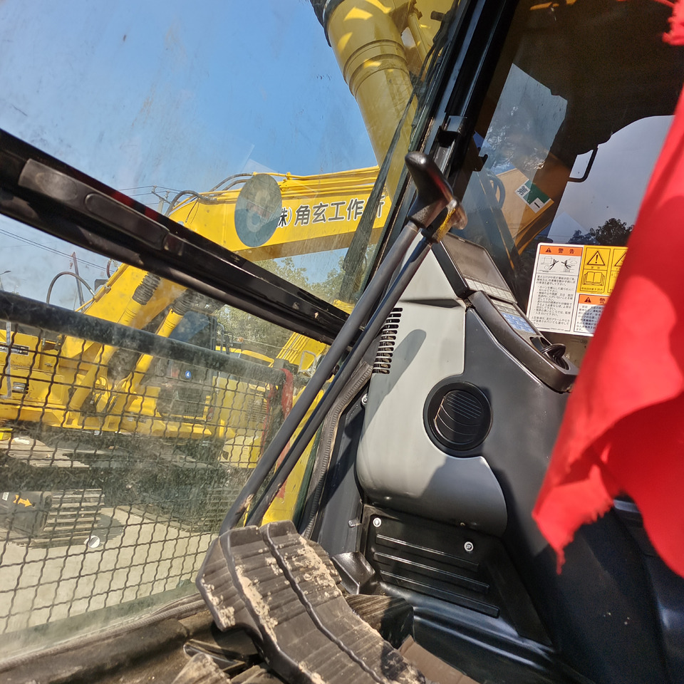 KOMATSU PC200-8 PC210 PC220 PC240 - Escavatore cingolato: foto 5 KOMATSU PC200-8 PC210 PC220 PC240 - Escavatore cingolato: foto 5