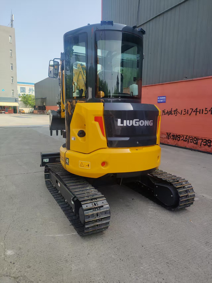 LIUGONG 9035F ZTSG4 BRAND NEW 3.8 TON 3 TON 4 TON MINI DIGGER - Miniescavatore: foto 1 LIUGONG 9035F ZTSG4 BRAND NEW 3.8 TON 3 TON 4 TON MINI DIGGER - Miniescavatore: foto 1