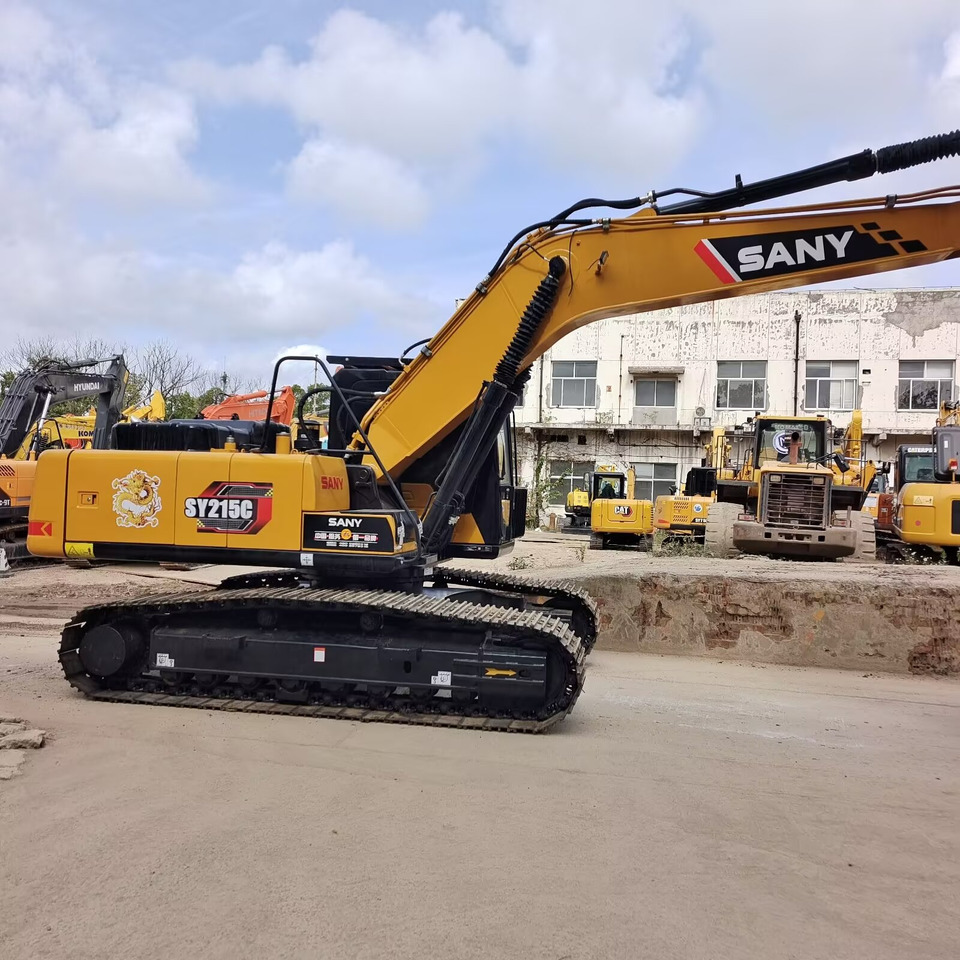 SANY SY 215C - 9 SY21C-9 - Escavatore cingolato: foto 1 SANY SY 215C - 9 SY21C-9 - Escavatore cingolato: foto 1