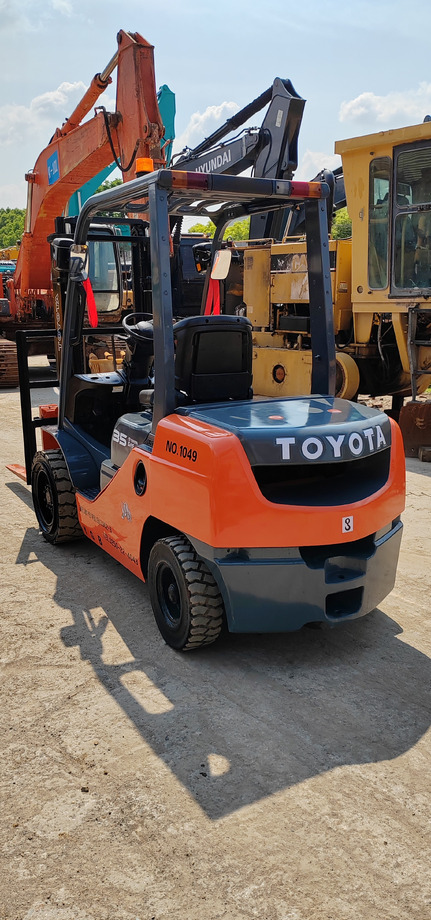 TOYOTA FD35 - Carrello elevatore: foto 4 TOYOTA FD35 - Carrello elevatore: foto 4