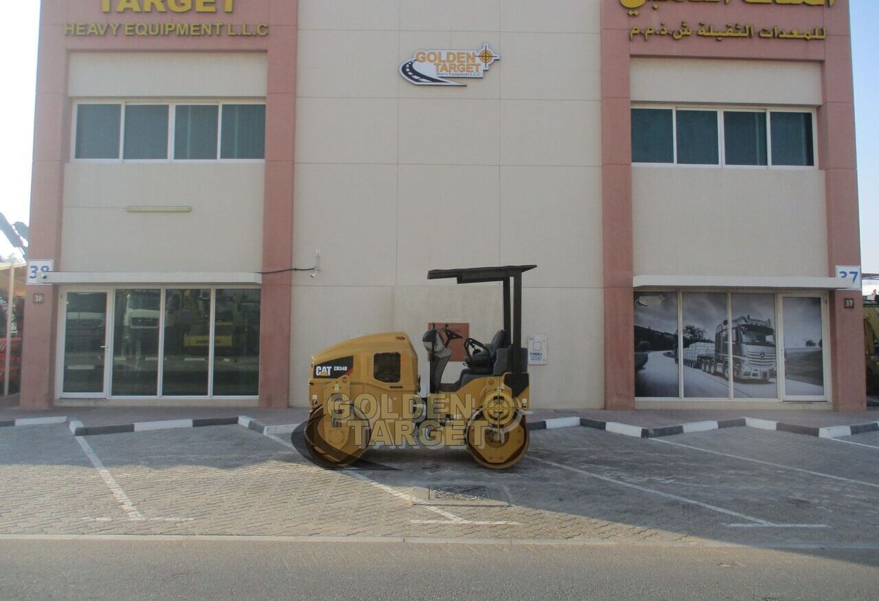 Caterpillar CB34B Double Drum Roller - Rullo stradale: foto 4 Caterpillar CB34B Double Drum Roller - Rullo stradale: foto 4