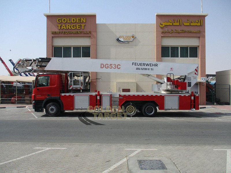 Mercedes-Benz Actros 3332 - Piattaforma aerea: foto 5 Mercedes-Benz Actros 3332 - Piattaforma aerea: foto 5