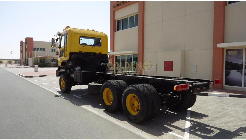 Nissan CZ4YL - Semirimorchio telaio: foto 4 Nissan CZ4YL - Semirimorchio telaio: foto 4