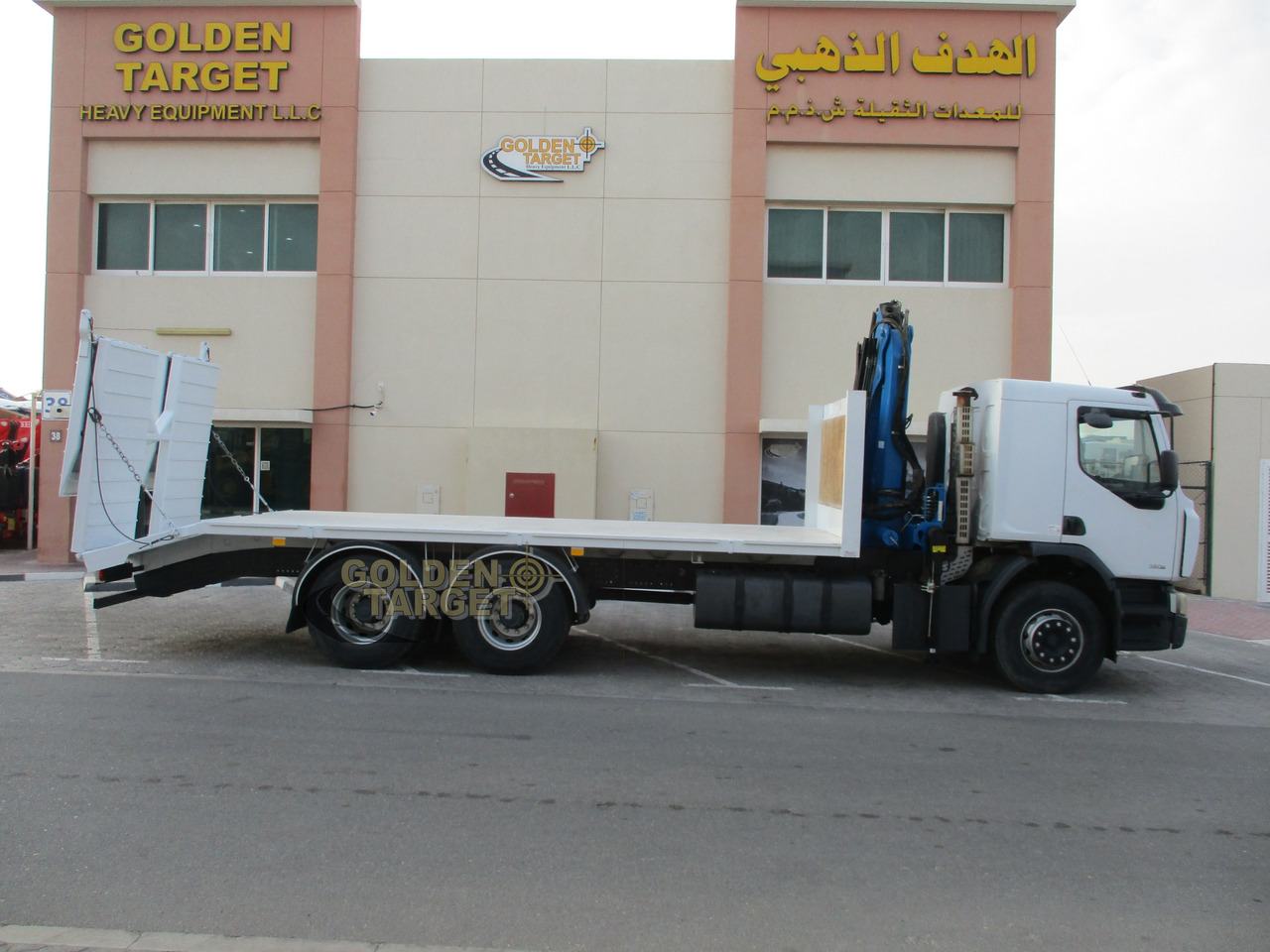 RENAULT Kerax 380 6×4 Crane Truck - Camion con gru: foto 5 RENAULT Kerax 380 6×4 Crane Truck - Camion con gru: foto 5