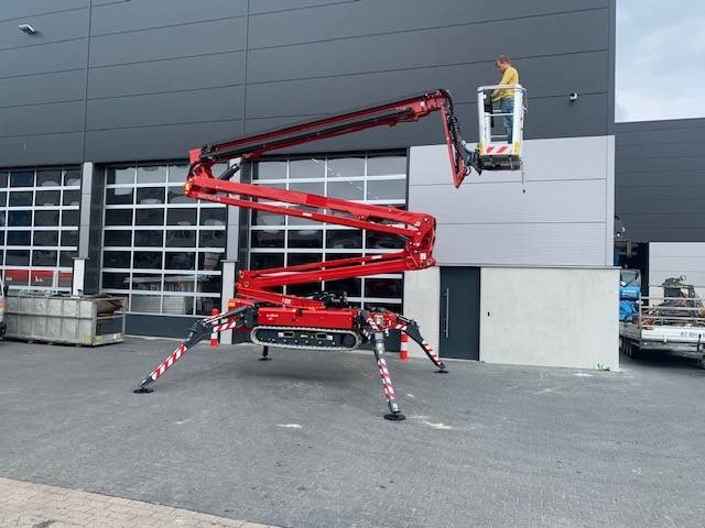 Hinowa Lightlift 26.14 - Piattaforma articolata: foto 4 Hinowa Lightlift 26.14 - Piattaforma articolata: foto 4