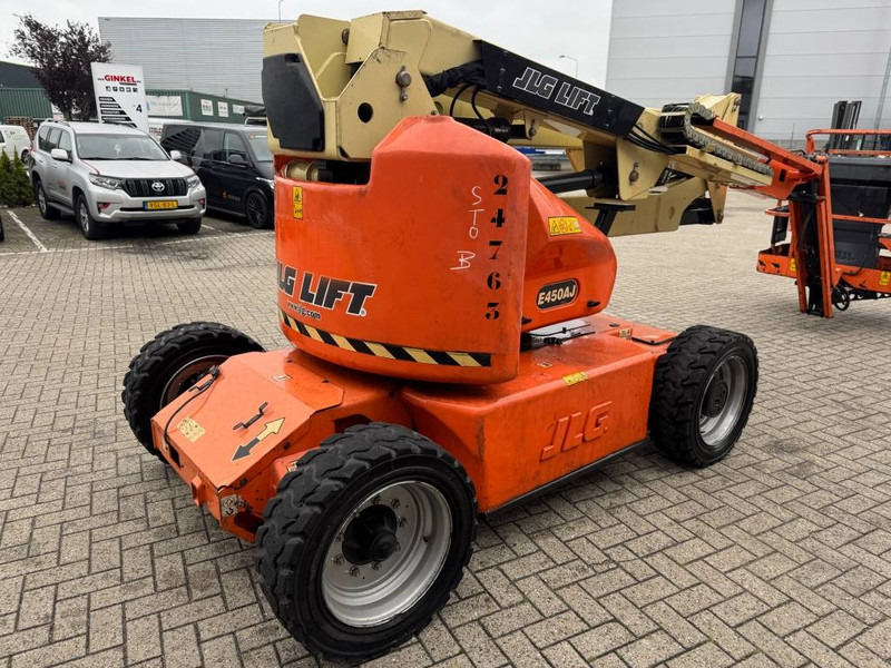 JLG E 450 AJ - Piattaforma articolata: foto 4 JLG E 450 AJ - Piattaforma articolata: foto 4