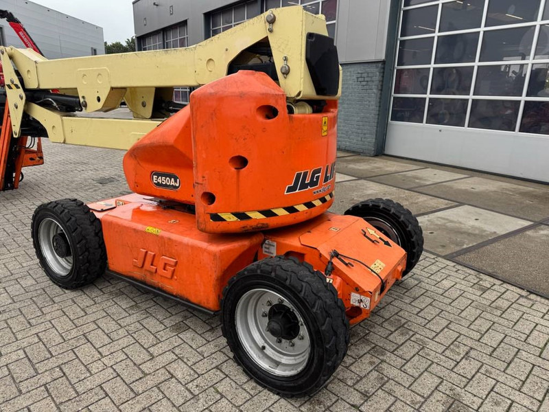 JLG E 450 AJ - Piattaforma articolata: foto 2 JLG E 450 AJ - Piattaforma articolata: foto 2