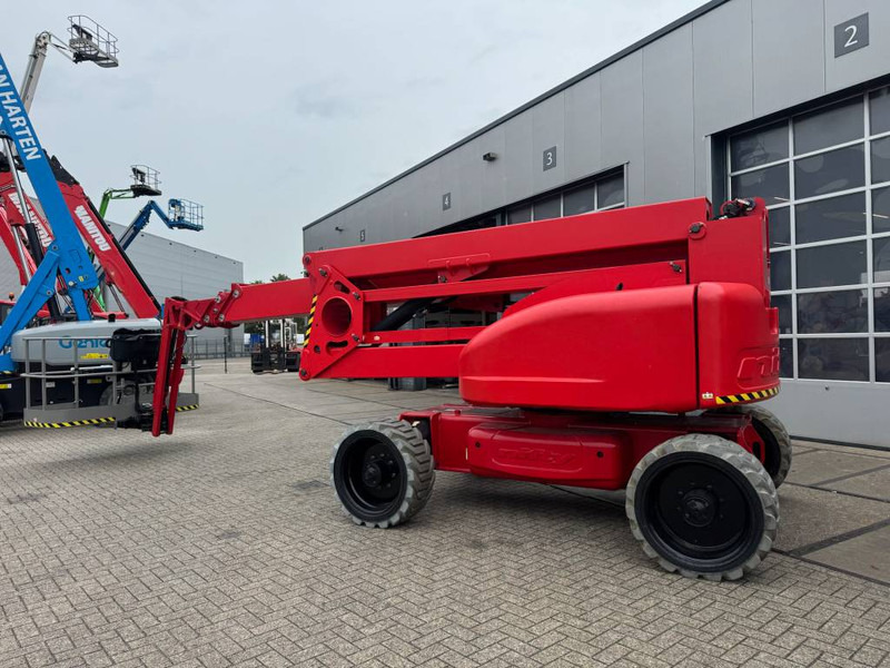 Niftylift HR 28 D E 4x4 - Piattaforma articolata: foto 1 Niftylift HR 28 D E 4x4 - Piattaforma articolata: foto 1