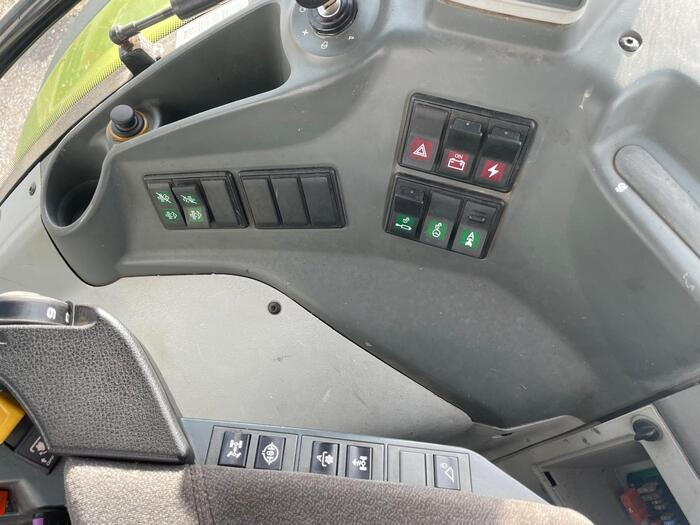 Claas Arion 650 - Trattore: foto 5 Claas Arion 650 - Trattore: foto 5