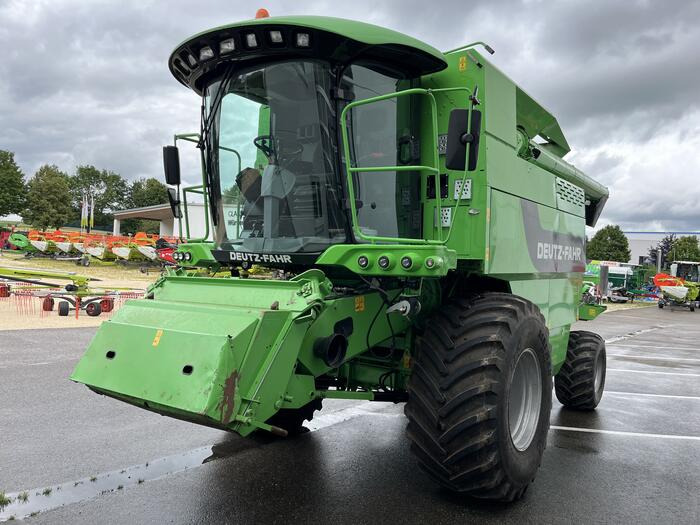 Deutz-Fahr 5660 H - Mietitrebbia: foto 1 Deutz-Fahr 5660 H - Mietitrebbia: foto 1