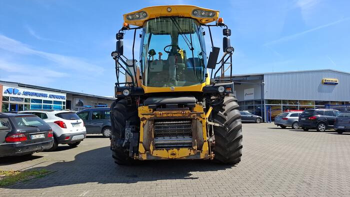 New Holland FR 9060 - Trincia: foto 2 New Holland FR 9060 - Trincia: foto 2