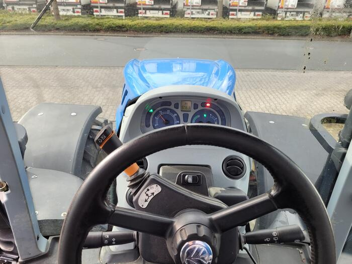 New Holland T 7.290 - Trattore: foto 5 New Holland T 7.290 - Trattore: foto 5