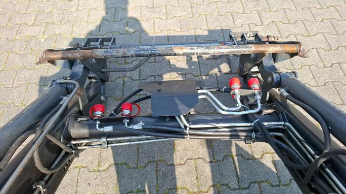 Caricatore frontale per trattori Stoll ClassicLine CL755 + Solid 35-18 P "2 Lader / 2 Loader": foto 10