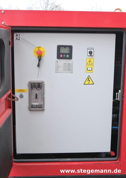 Valtra VG60 - Gruppo elettrogeno: foto 5 Valtra VG60 - Gruppo elettrogeno: foto 5