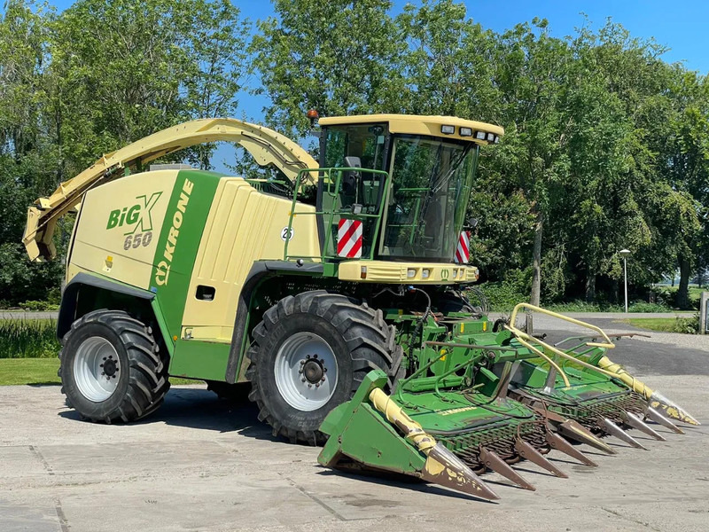 Krone Big X 650 V8 Maishakselaar Corn 4 WD Mais mercedes V8 - Cippatrice: foto 2 Krone Big X 650 V8 Maishakselaar Corn 4 WD Mais mercedes V8 - Cippatrice: foto 2