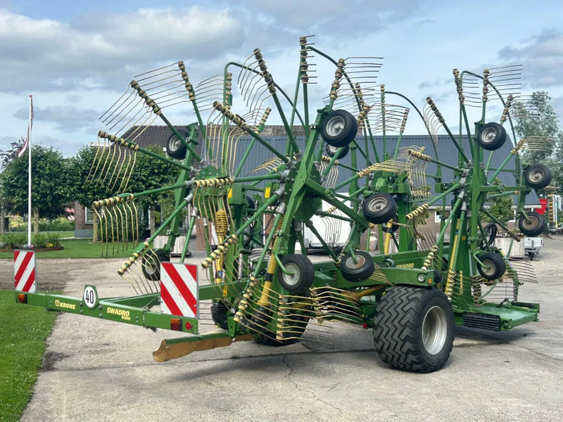 Krone Krone swadro 1400 Plus Zwadhark 4 rotor hark - Voltafieno: foto 4 Krone Krone swadro 1400 Plus Zwadhark 4 rotor hark - Voltafieno: foto 4