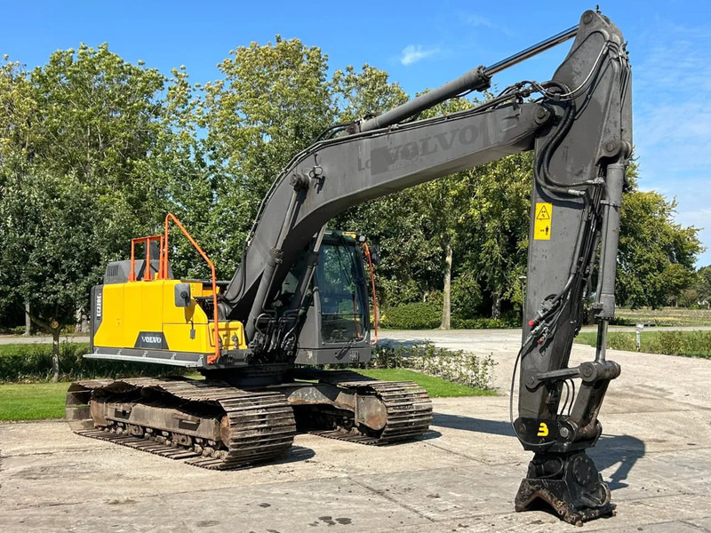 Volvo EC 220 EL Rupskraan Graafmachine DUTCH EXCAVATOR - Escavatore cingolato: foto 1 Volvo EC 220 EL Rupskraan Graafmachine DUTCH EXCAVATOR - Escavatore cingolato: foto 1