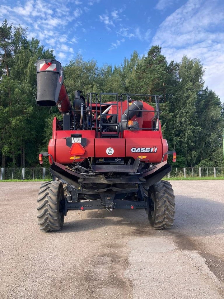 Case IH 7230 - Mietitrebbia: foto 4 Case IH 7230 - Mietitrebbia: foto 4