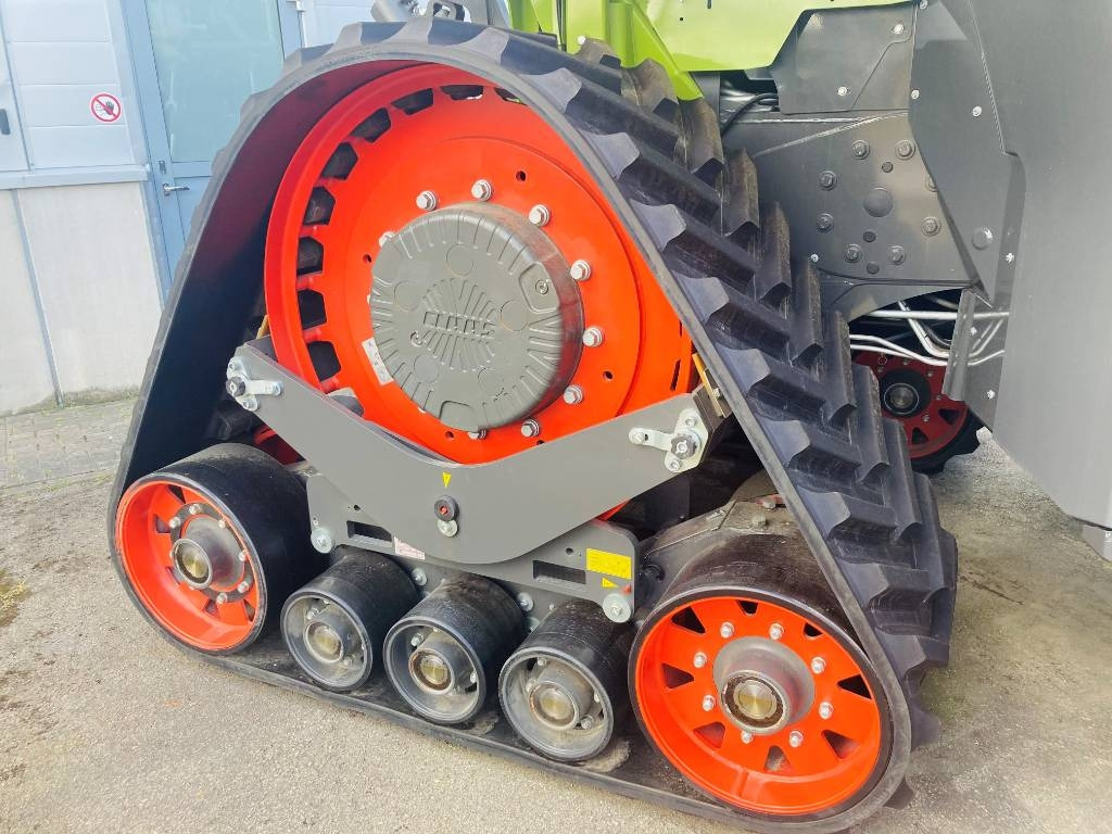 Trattore Claas XERION 5000 TRAC TS: foto 6