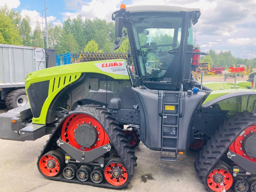 Claas XERION 5000 TRAC TS - Trattore: foto 4 Claas XERION 5000 TRAC TS - Trattore: foto 4