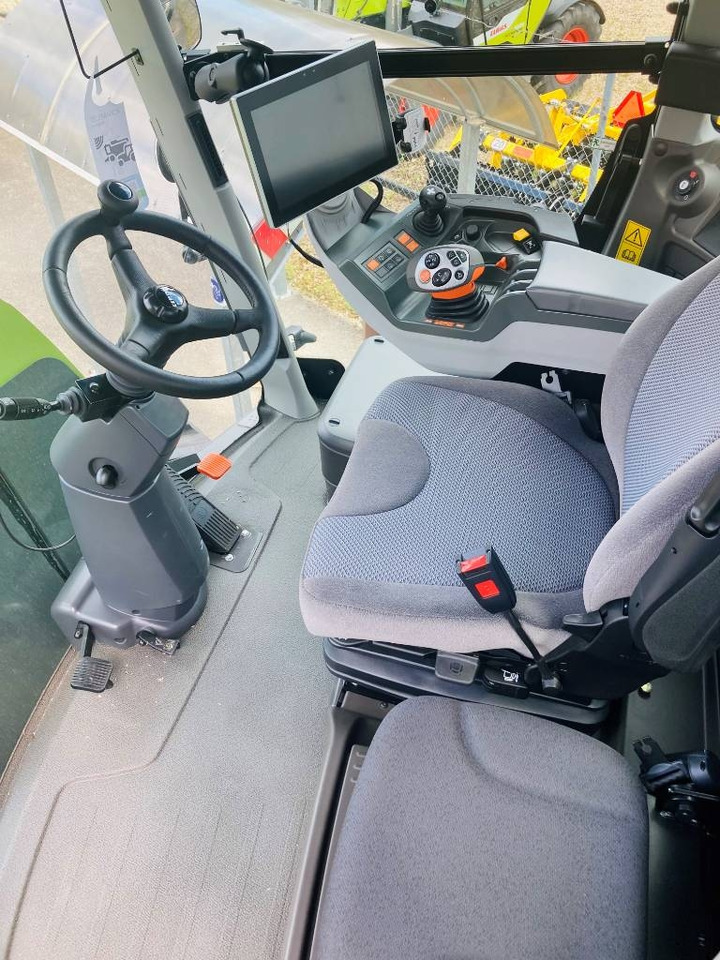 Trattore Claas XERION 5000 TRAC TS: foto 7