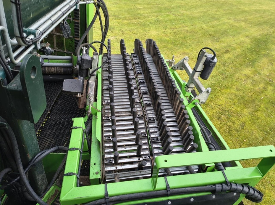 Scava raccogli patate AVR Spirit 9200CR: foto 9 Scava raccogli patate AVR Spirit 9200CR: foto 9