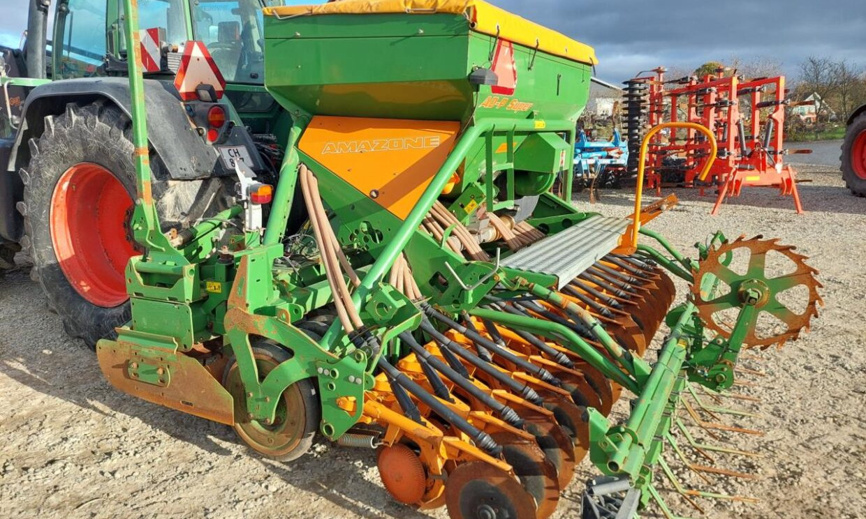 Amazone AD-P 403 / KG 4000 Super - Seminatrice combinata: foto 4 Amazone AD-P 403 / KG 4000 Super - Seminatrice combinata: foto 4