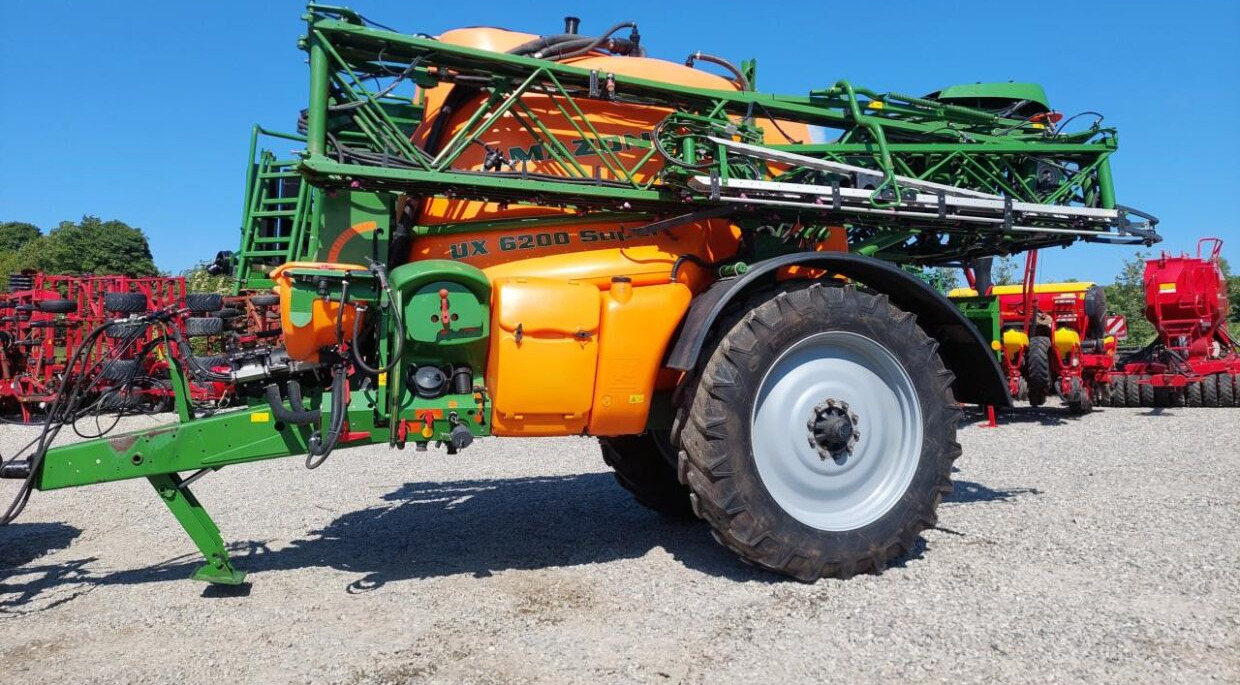 Polverizzatore trainato Amazone UX 6200 SUPER - 36-30-24m: foto 17