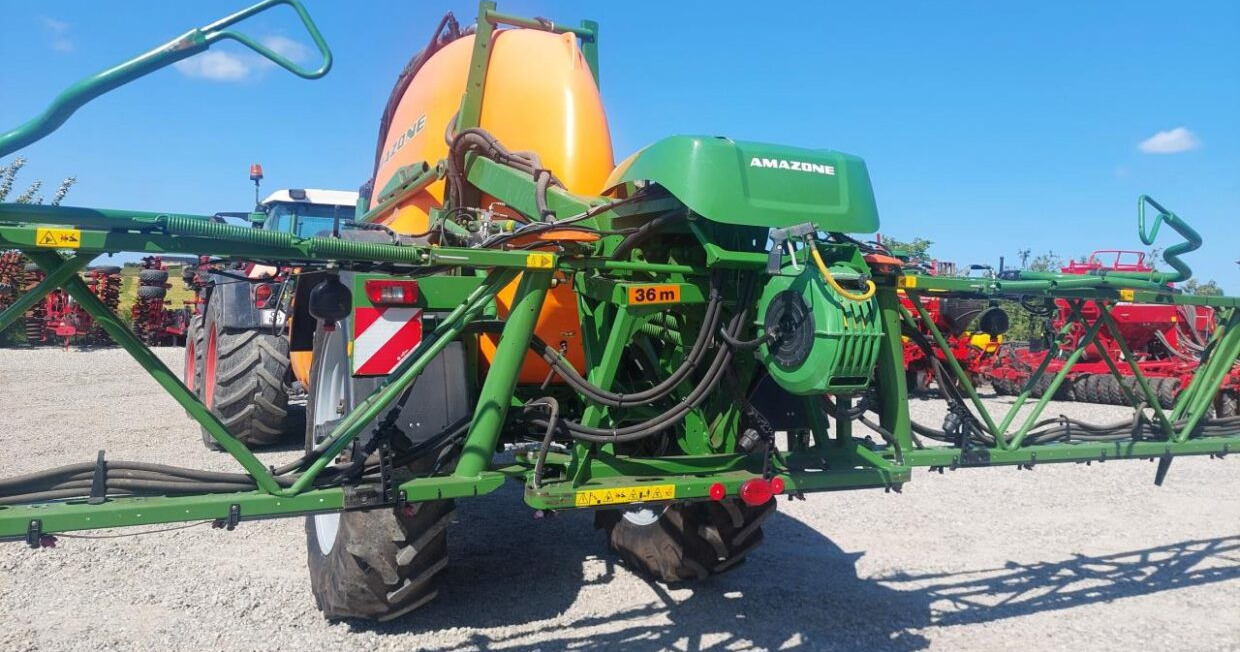 Polverizzatore trainato Amazone UX 6200 SUPER - 36-30-24m: foto 10