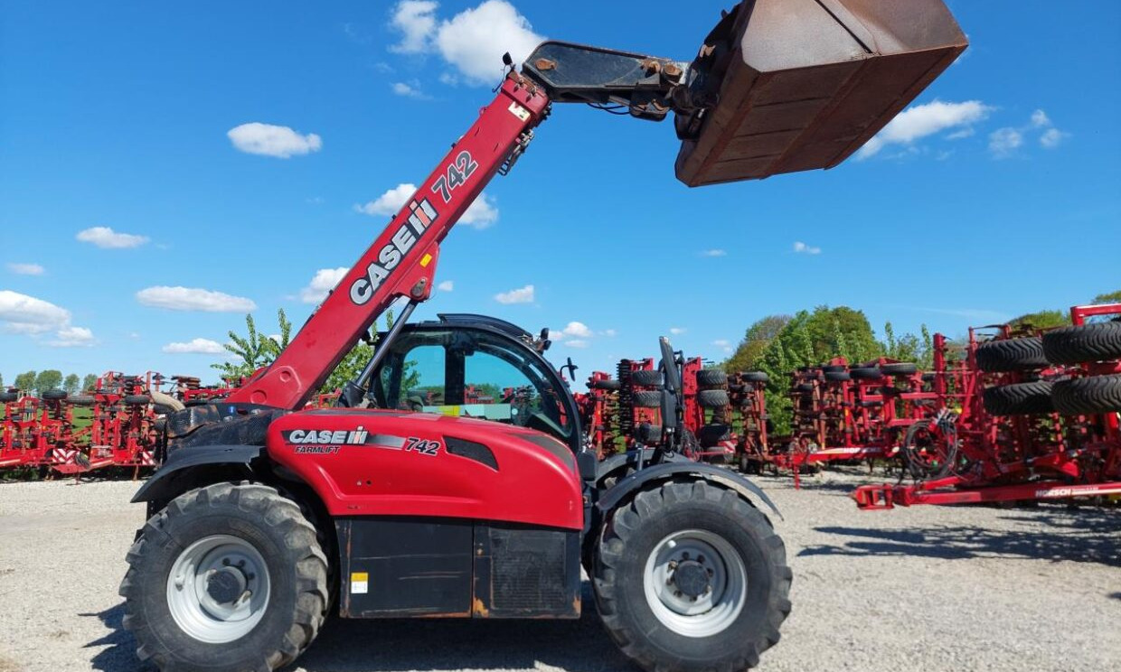 Sollevatore telescopico Case IH Farmlift 742: foto 1