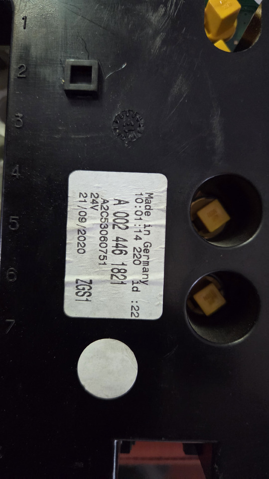 MERCEDES-BENZ INSTRUMENT PANEL MERCEDES ATEGO - Cruscotto per Camion: foto 4 MERCEDES-BENZ INSTRUMENT PANEL MERCEDES ATEGO - Cruscotto per Camion: foto 4