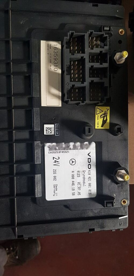 Mercedes-Benz GRUNDMODUL ACTROS MP4 A001 446 25 58 Mercedes-Benz ACTROS MP4 - ECU per Camion: foto 4 Mercedes-Benz GRUNDMODUL ACTROS MP4 A001 446 25 58 Mercedes-Benz ACTROS MP4 - ECU per Camion: foto 4